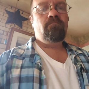 Meet your Posher, Travis